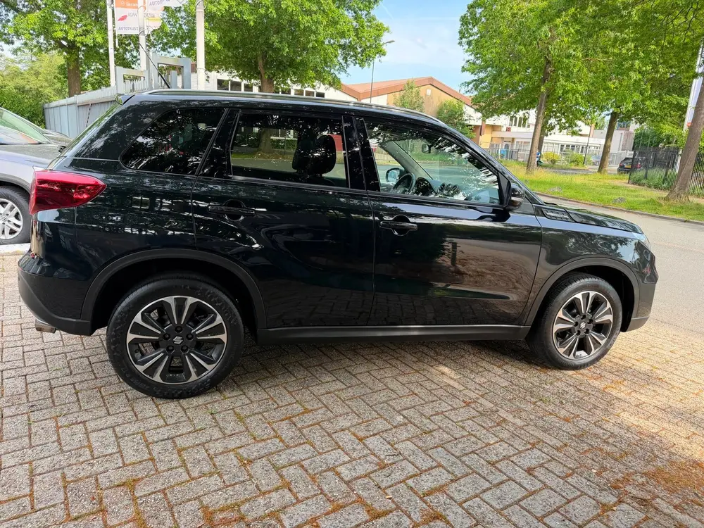 Suzuki Vitara 1.0 Boosterjet Stijl automaat uit 2019, foto 17