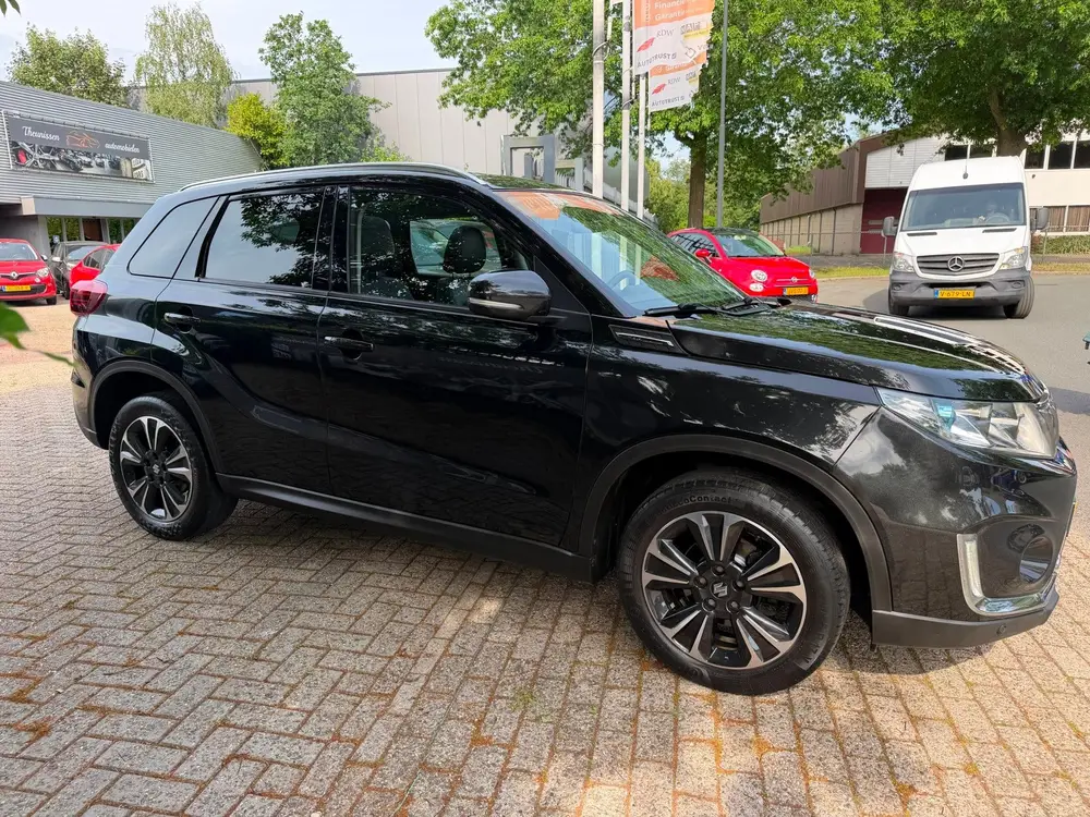 Suzuki Vitara 1.0 Boosterjet Stijl automaat uit 2019, foto 18