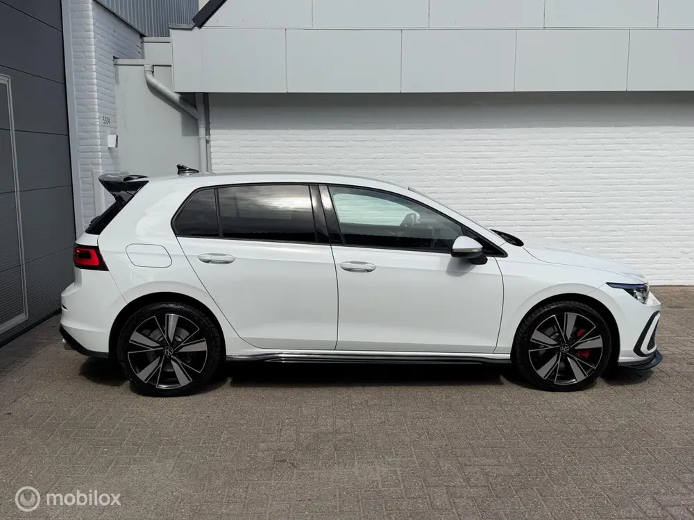 Volkswagen Golf 1.4 Gte IQ Light GTI look Led 18 inch uit 2021, foto 3