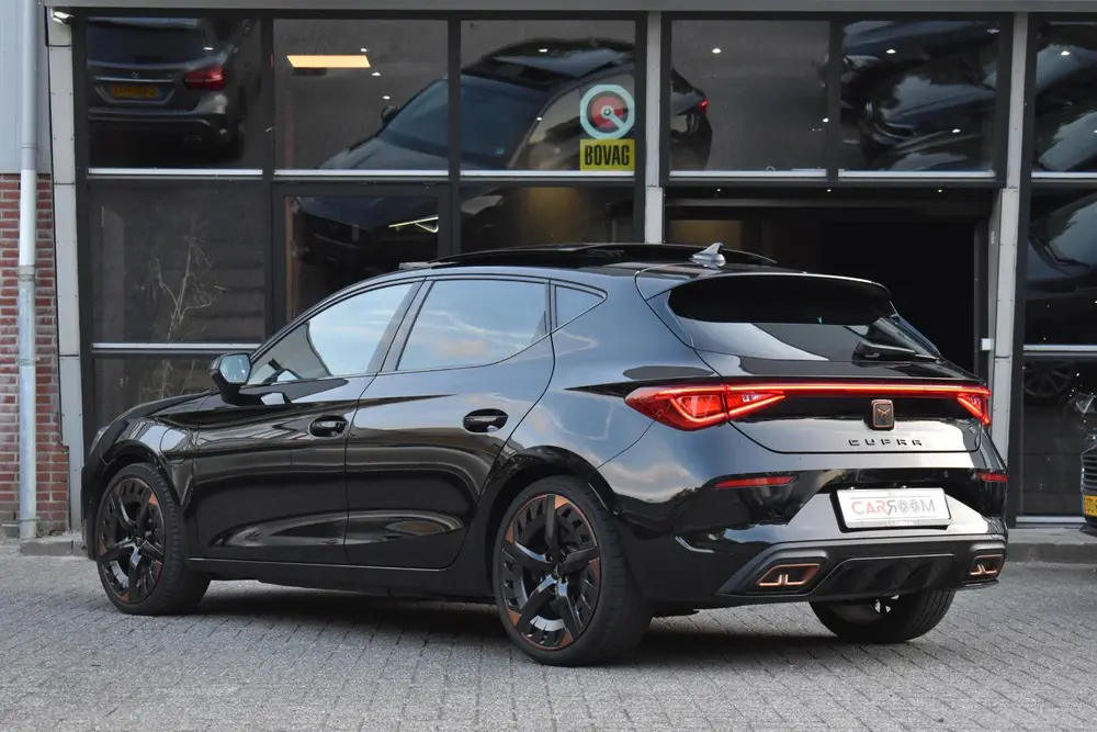 Cupra Leon 1.4 e-Hybrid VZ Copper Edition Pano Keyles uit 2022, foto 7