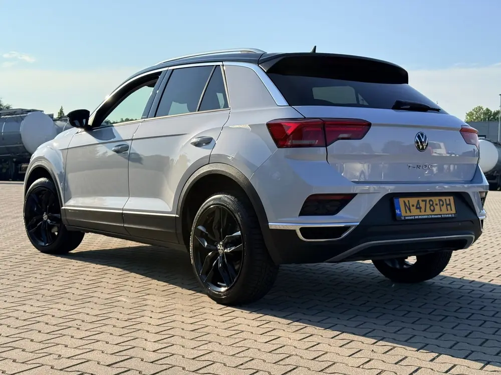 Volkswagen T-Roc 1.5 TSI DSG Style Digi Dash , afneembare tr uit 2021, foto 3