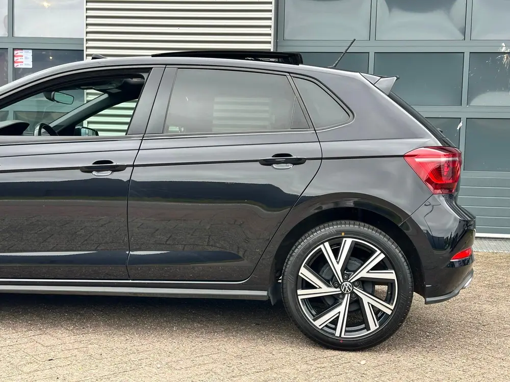 Volkswagen Polo 1.0 TSI 3x R-Line | PANO | IQ-Lights | VIRTU uit 2023, foto 15