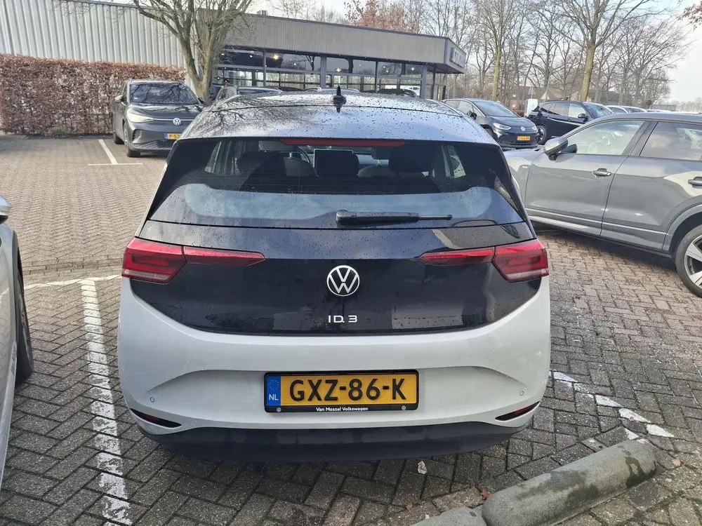 Volkswagen ID.3 Pure Oranje Edition 52 kWh | DEMO | PARKEERS uit 2024, foto 5