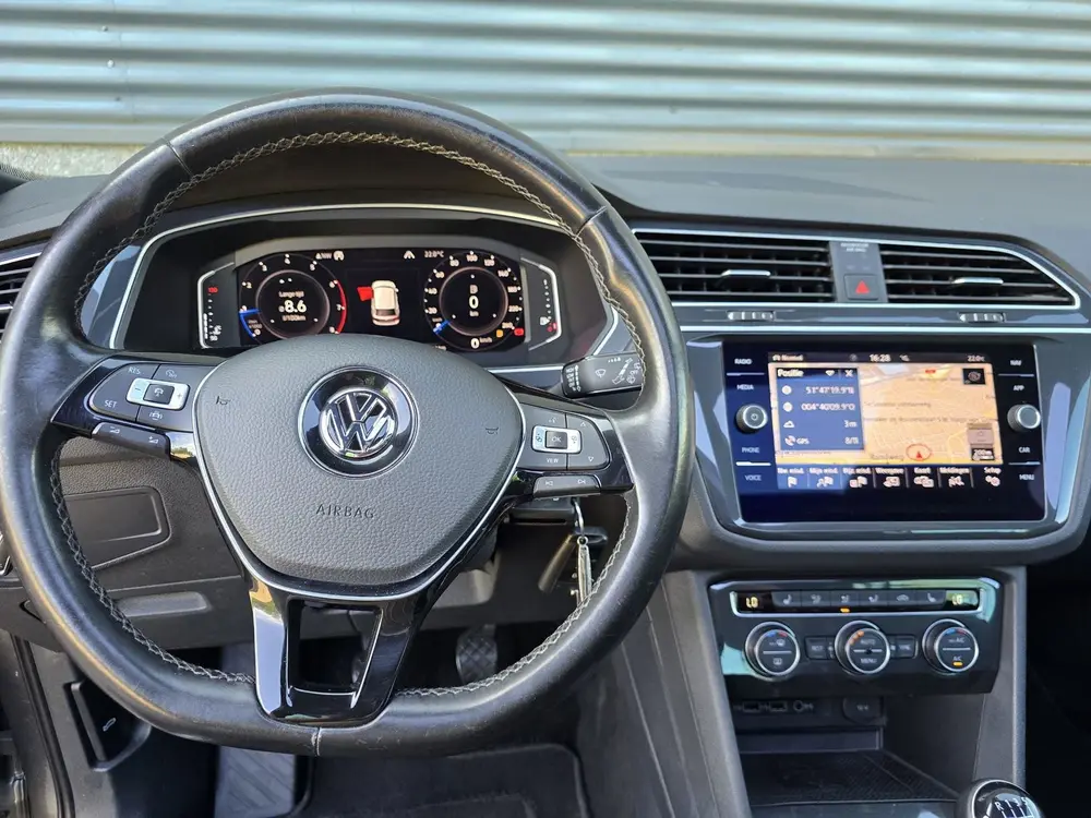 Volkswagen Tiguan 1.5 TSI R-line/2020/ Pano /6 bak/Nap/Apk/ uit 2020, foto 11