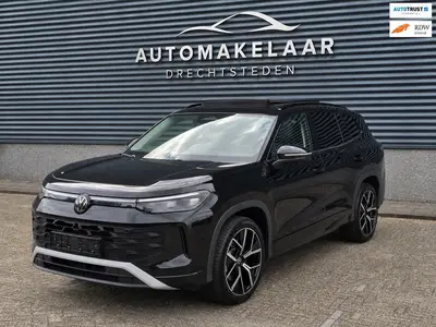 Volkswagen Tayron 1.5 eTSI 7 zits/ Pano/ 20 inch R-line/ Tre uit 2025