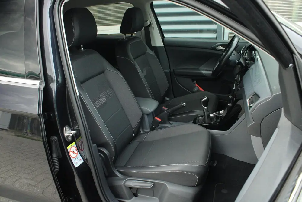 Volkswagen T-Cross 1.0 TSI 115pk Style Hand-6 | Trekhaak | A uit 2019, foto 17