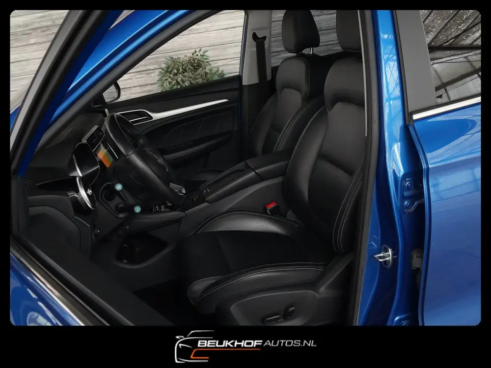 MG ZS EV Luxury 45 kWh Panorama Leer Led Camera Soh89% uit 2019, foto 17
