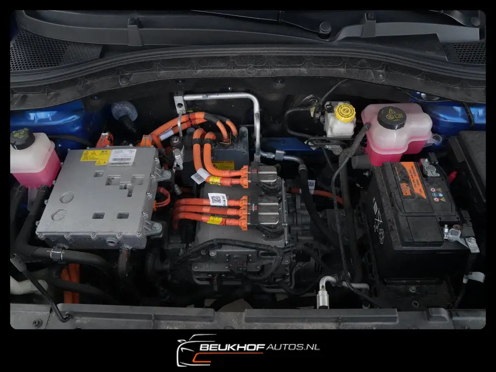 MG ZS EV Luxury 45 kWh Panorama Leer Led Camera Soh89% uit 2019, foto 7