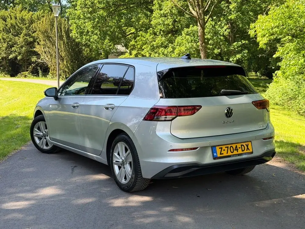 Volkswagen Golf 1.5 eTSI Automaat | Lane Assist | Stoel Verw uit 2020, foto 3