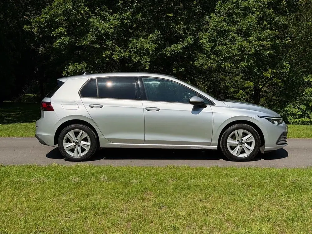 Volkswagen Golf 1.5 eTSI Automaat | Lane Assist | Stoel Verw uit 2020, foto 4