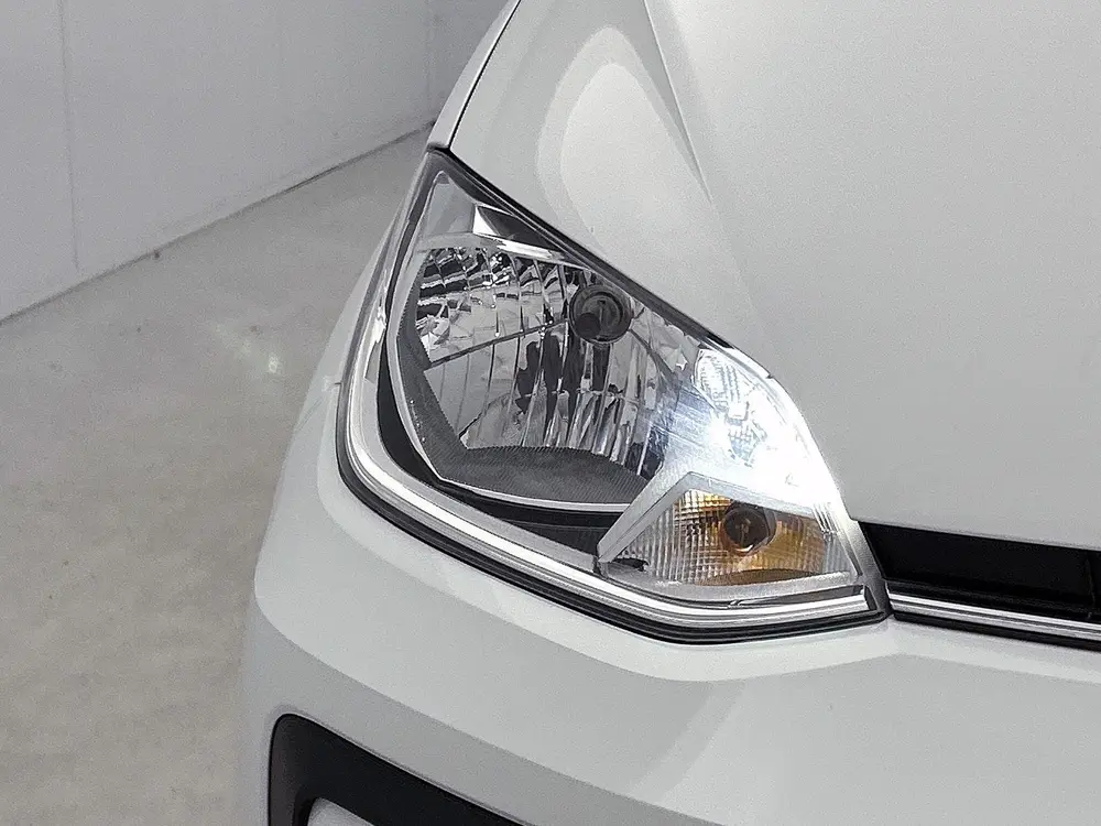 Volkswagen Up! 1.0 | 65 PK | | Airco | LED dagrijverlichting uit 2021, foto 15