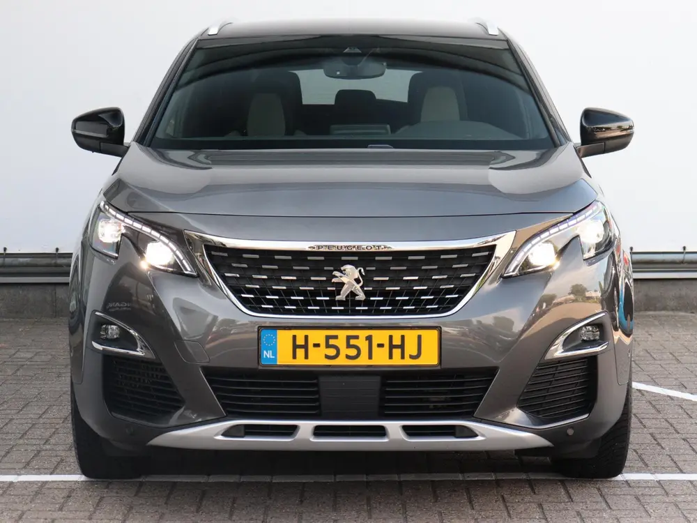 Peugeot 3008 1.6 HYbrid4 300 Première Avantage uit 2020, foto 2
