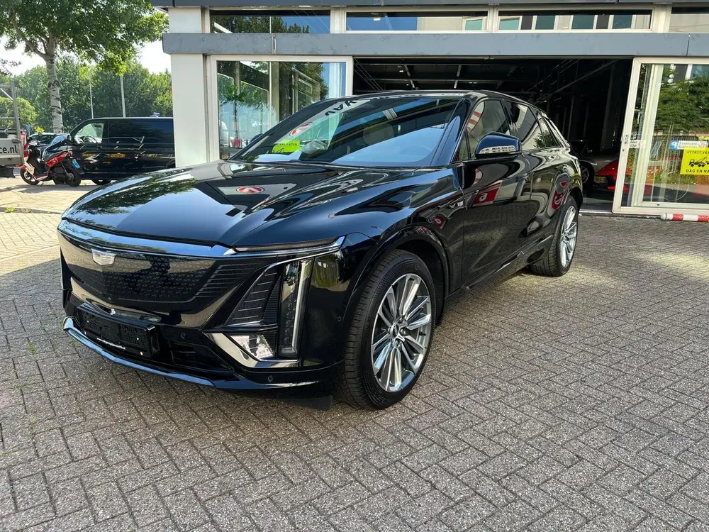 Cadillac Lyriq Sport uit 2025, foto 2