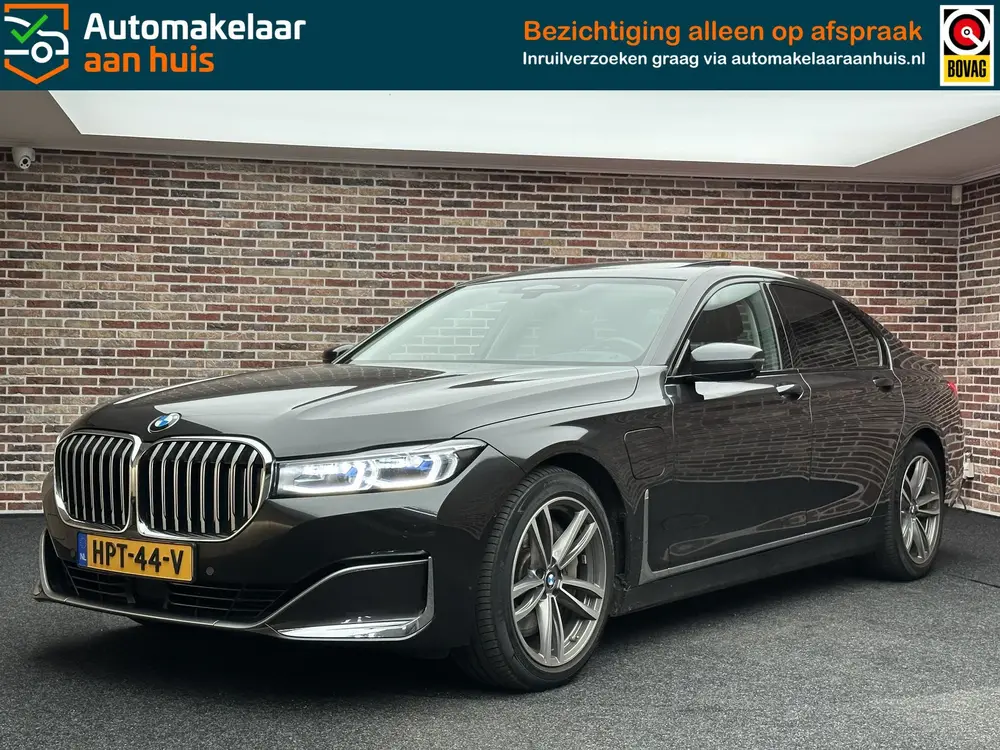 BMW 7-serie 745e Hybrid HEADUP MASSAGE H&K SFEER DAK V uit 2020