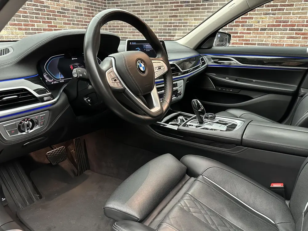 BMW 7-serie 745e Hybrid HEADUP MASSAGE H&K SFEER DAK V uit 2020, foto 11