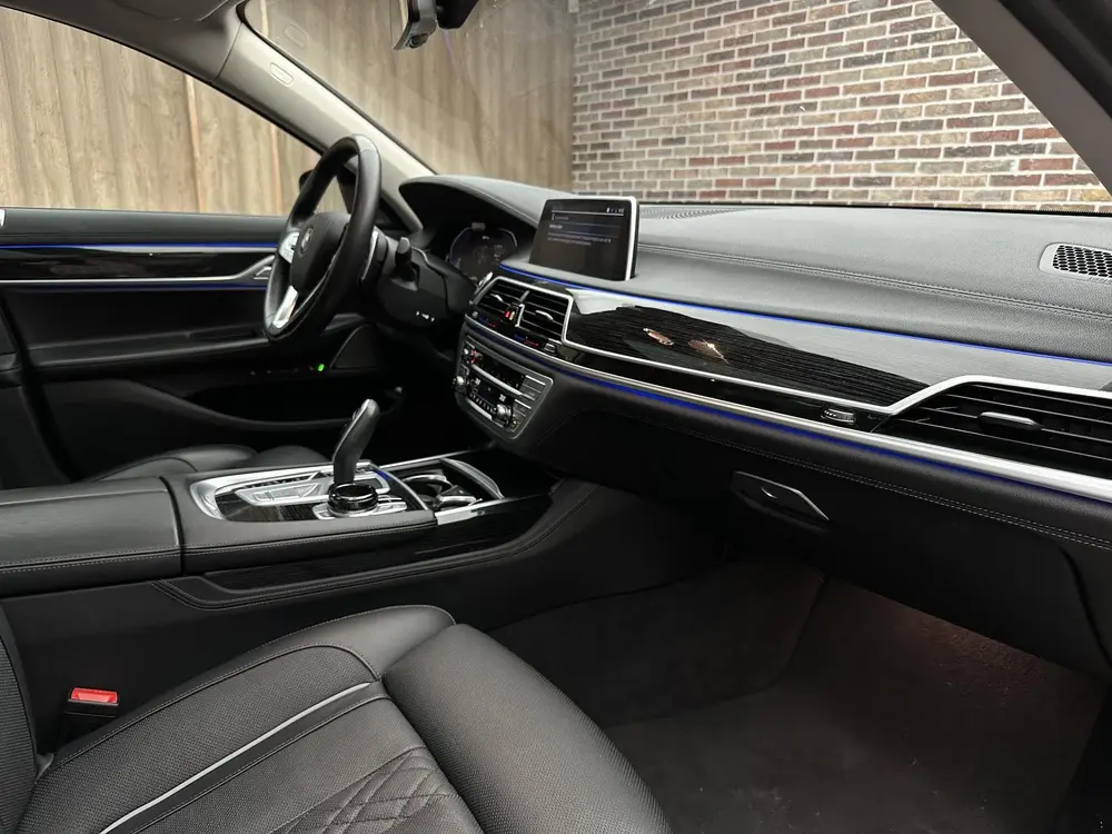 BMW 7-serie 745e Hybrid HEADUP MASSAGE H&K SFEER DAK V uit 2020, foto 12