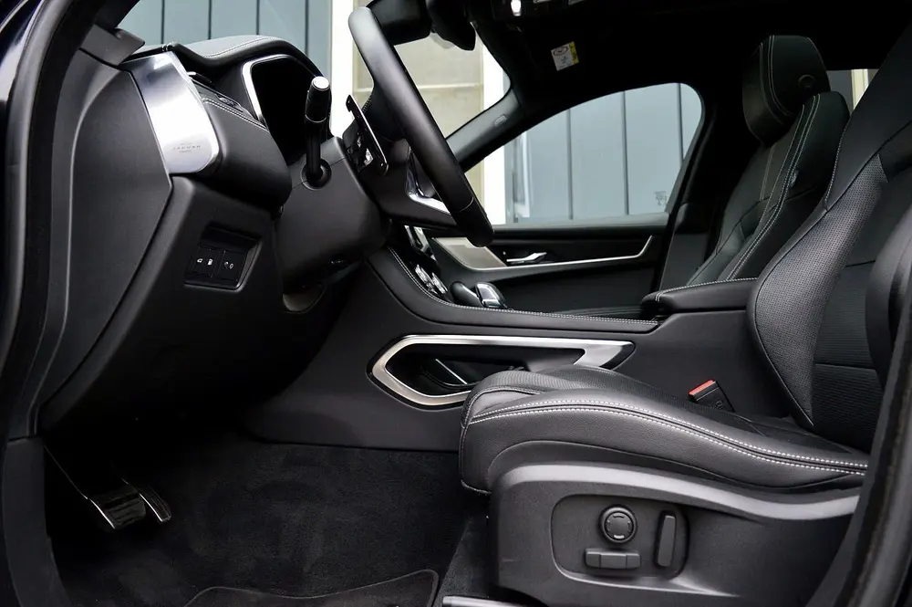Jaguar F-Pace 2.0 P400e PHEV R-Dynamic Black SOH 95% Rij uit 2023, foto 14