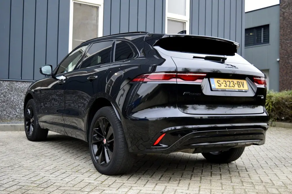 Jaguar F-Pace 2.0 P400e PHEV R-Dynamic Black SOH 95% Rij uit 2023, foto 3