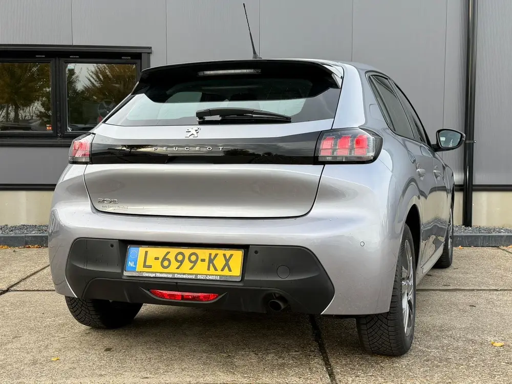 Peugeot 208 1.2 PureTech Blue Lease Active vol opties uit 2021, foto 6