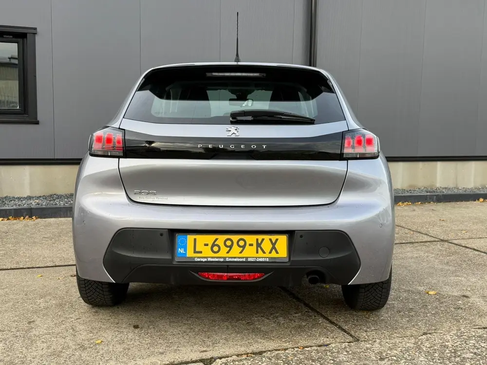 Peugeot 208 1.2 PureTech Blue Lease Active vol opties uit 2021, foto 9