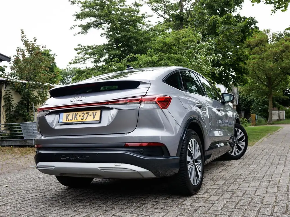 Audi Q4 E-tron Q4 Sportback e-tron 35 Advanced edition 55 kWh 1e-Eig. uit 2022, foto 2