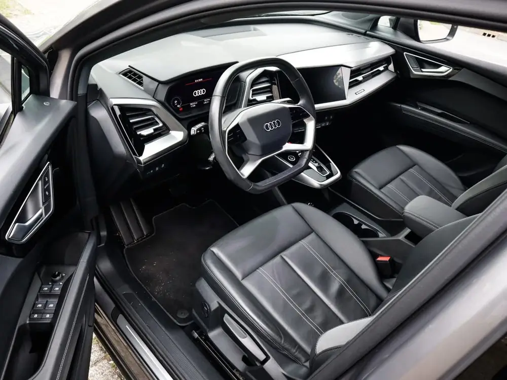 Audi Q4 E-tron Q4 Sportback e-tron 35 Advanced edition 55 kWh 1e-Eig. uit 2022, foto 3