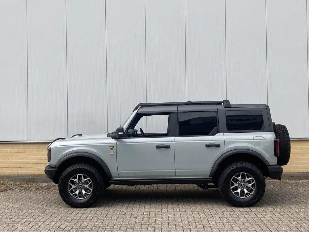 Ford Bronco 2.3 Ecoboost 275 pk 4WD Badlands Grijs Kenteken uit 2022, foto 7