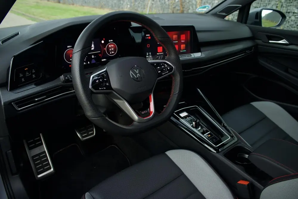 Volkswagen Golf 8 GTI Clubsport| LEER - Pano - H/K - Estoril uit 2024, foto 2