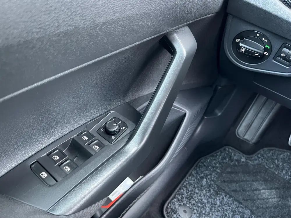 Volkswagen Polo 1.0 TSI Life NLAuto/Digitaal Dashboard/Apple uit 2021, foto 16