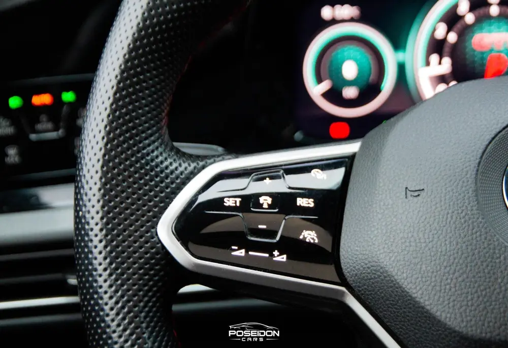 Volkswagen Golf 2.0 TSI GTI CLUBSPORT | PANORAMADAK | HEAD-U uit 2022, foto 13