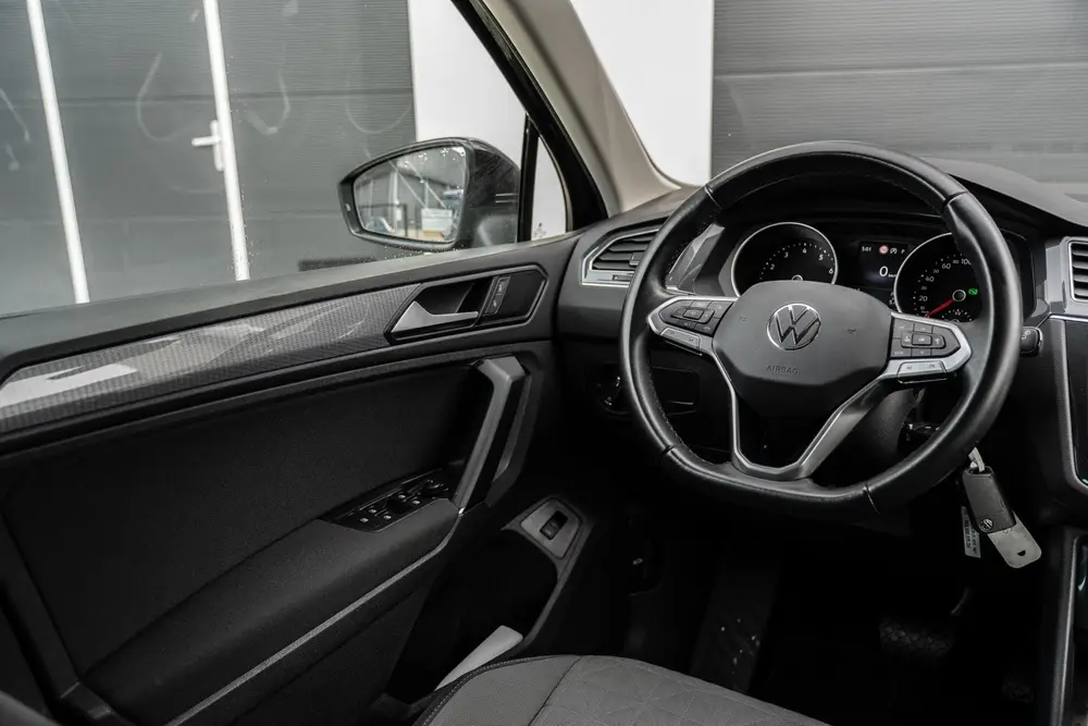Volkswagen Tiguan 1.5 TSI Life Business Camera|Carplay|Vol! uit 2020, foto 17