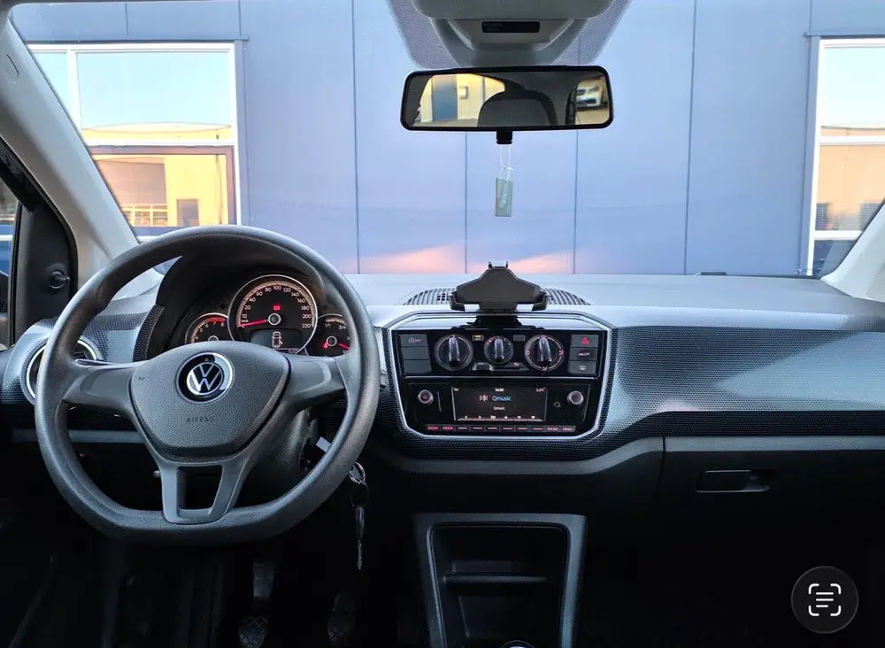 Volkswagen Up! 1.0 2020 5-Drs Zwart|Airco|Cruise|BT|Camera uit 2020, foto 14