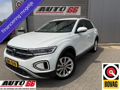 Volkswagen T-Roc 1.5 TSI R-Line 150 pk met trekhaak uit 2025