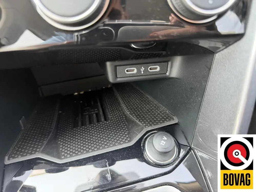 Volkswagen T-Roc 1.5 TSI R-Line 150 pk met trekhaak uit 2025, foto 19