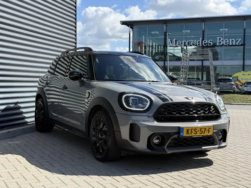 Mini Countryman 2..0 Cooper SE ALL4 Camera uit 2022, foto 3