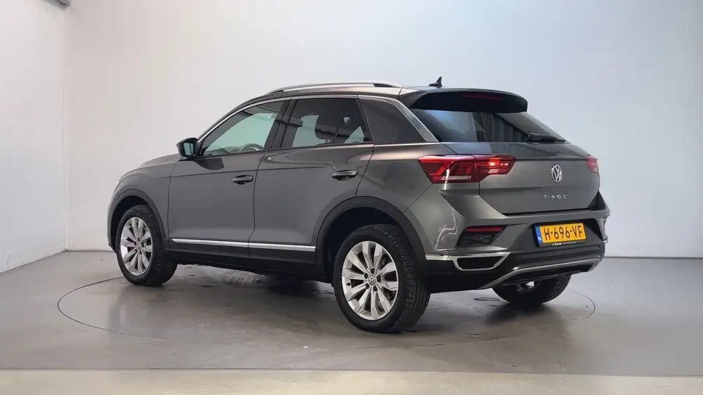 Volkswagen T-Roc 1.5 TSI 150pk DSG Sport Parkeersensoren Nav uit 2020, foto 6