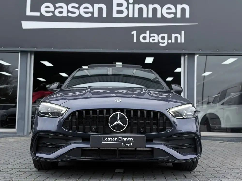 Mercedes-Benz C-Klasse 300e 4MATIC AMG uit 2023, foto 6