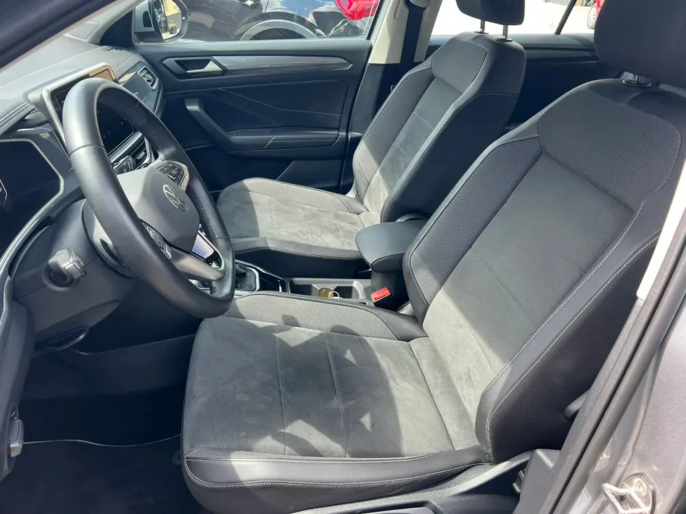 Volkswagen T-Roc 1.5 TSI Style plus virtual cockpit, stoelve uit 2023, foto 20