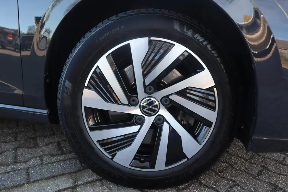 Volkswagen Volkswagen GOLF 1.4 EHybrid uit 2023, foto 11