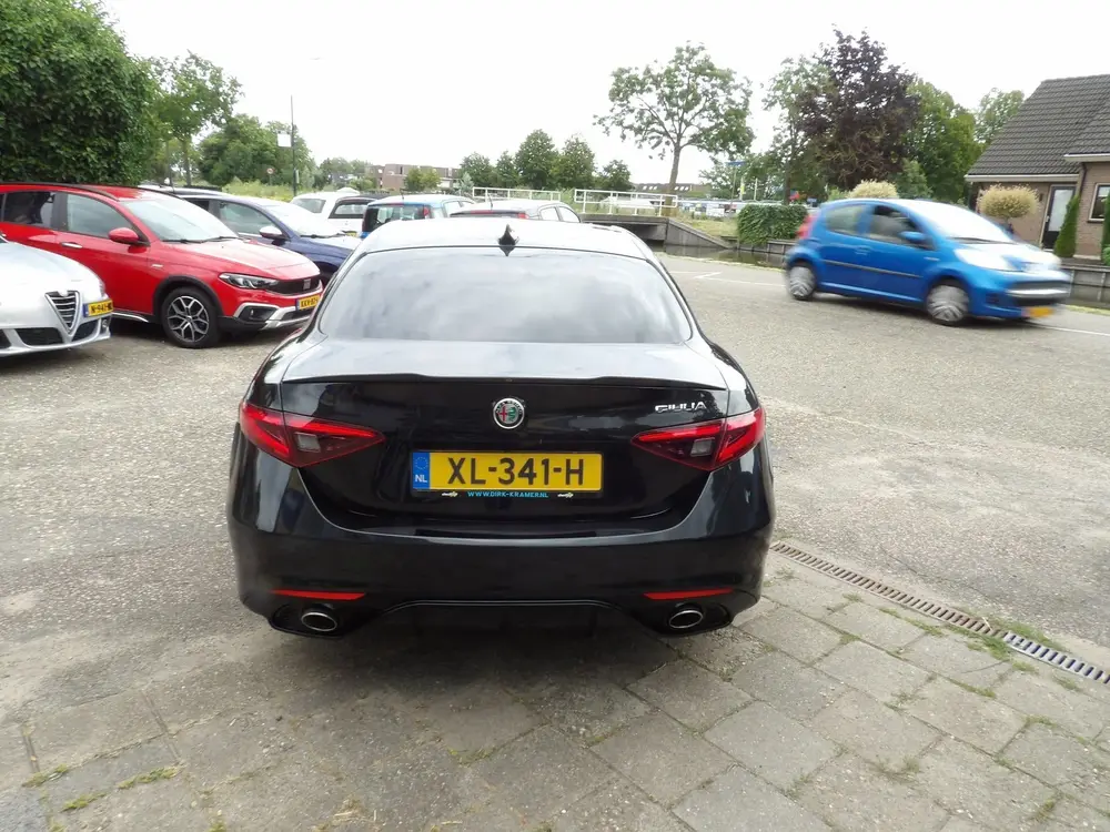 Alfa Romeo Giulia 2.2 Automaat diesel / NL-Auto / Rijklaarpr uit 2019, foto 7