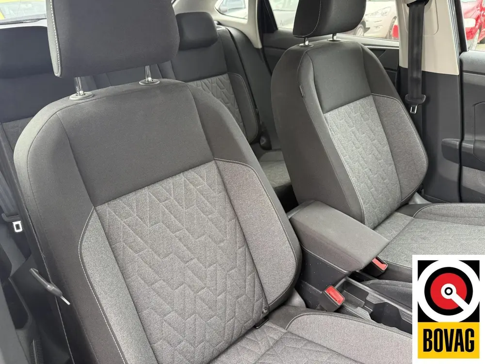 Volkswagen Taigo 1.5 TSI R-Line Edition uit 2024, foto 8