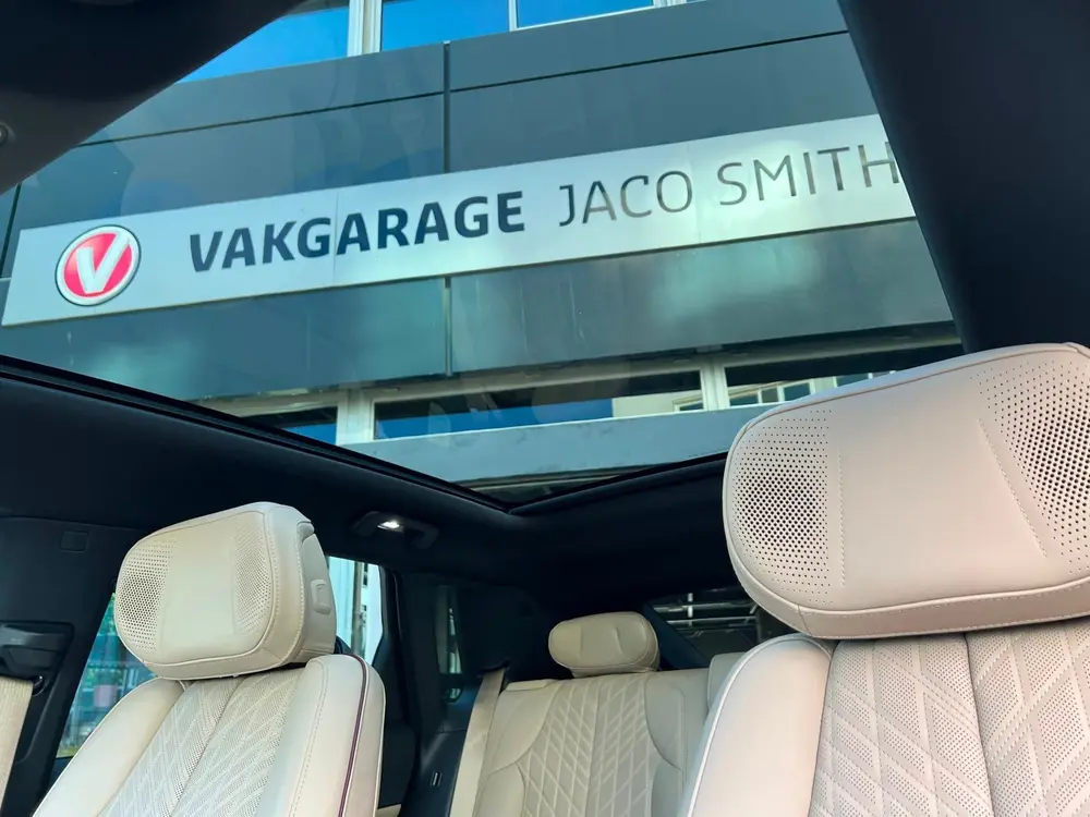 Cadillac Lyriq Sport uit 2024, foto 14
