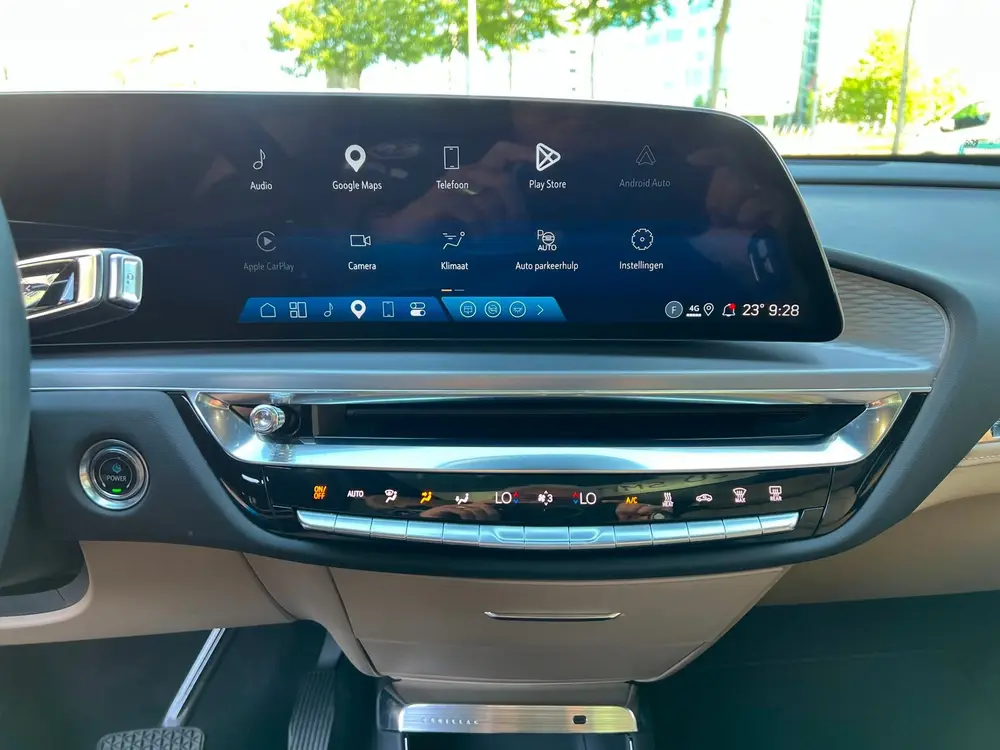 Cadillac Lyriq Sport uit 2024, foto 18