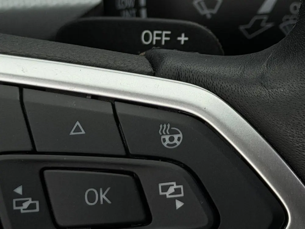 Volkswagen Golf 1.0 TSI Life,TrekhaakAutomaat,Airco,Carplay uit 2023, foto 13