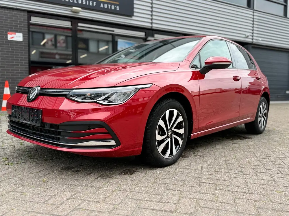Volkswagen Golf 1.0 TSI Life,TrekhaakAutomaat,Airco,Carplay uit 2023, foto 3