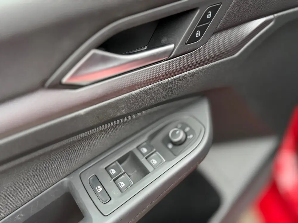 Volkswagen Golf 1.0 TSI Life,TrekhaakAutomaat,Airco,Carplay uit 2023, foto 7