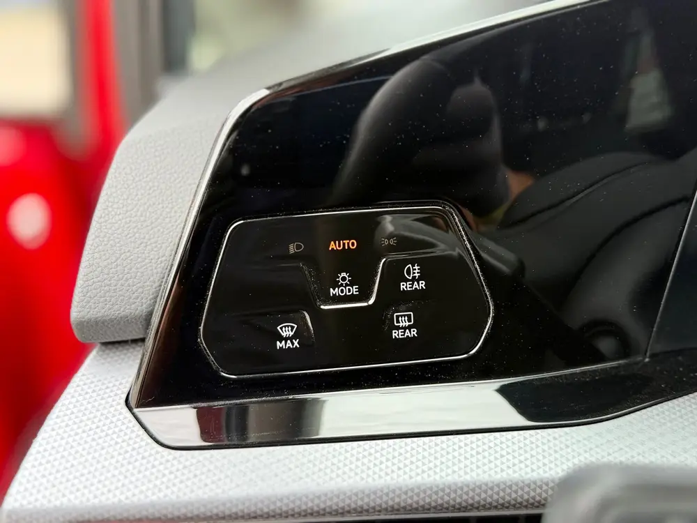 Volkswagen Golf 1.0 TSI Life,TrekhaakAutomaat,Airco,Carplay uit 2023, foto 9