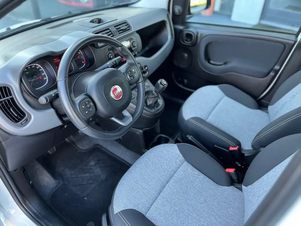 Fiat Panda 1.2 Lounge AIRCO HOGE INSTAP uit 2019, foto 10