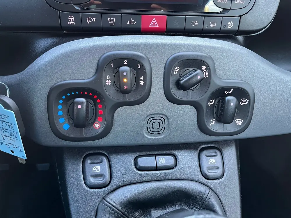 Fiat Panda 1.2 Lounge AIRCO HOGE INSTAP uit 2019, foto 13