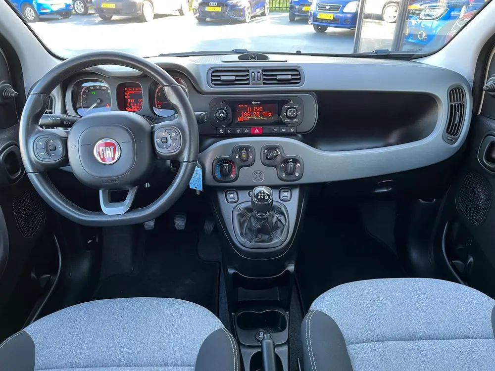 Fiat Panda 1.2 Lounge AIRCO HOGE INSTAP uit 2019, foto 15